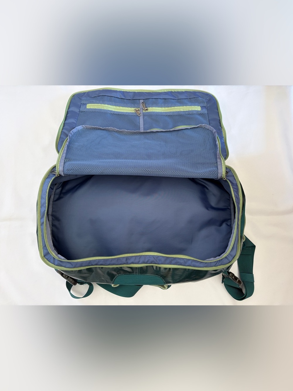 Patagonia Black Hole 26L Mini MLC Carryon Backpack 49265 Dark Borealis Green - Picture 10 of 15